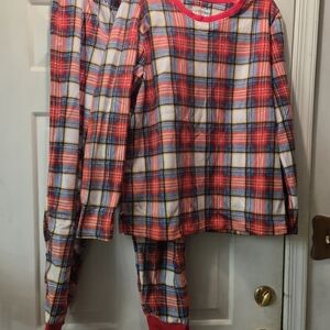 Women's Plaid Pajama Set in Red and White